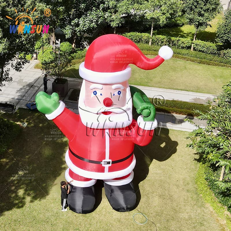 Giant Christmas Inflatable Santa Claus